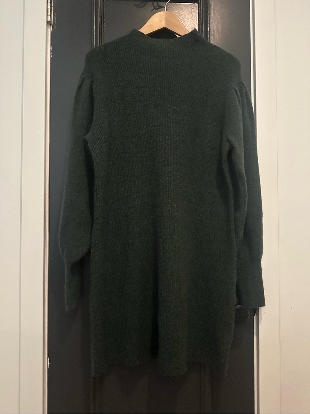 Blu Pepper
Dark Green Women's Knit Sweater Dress